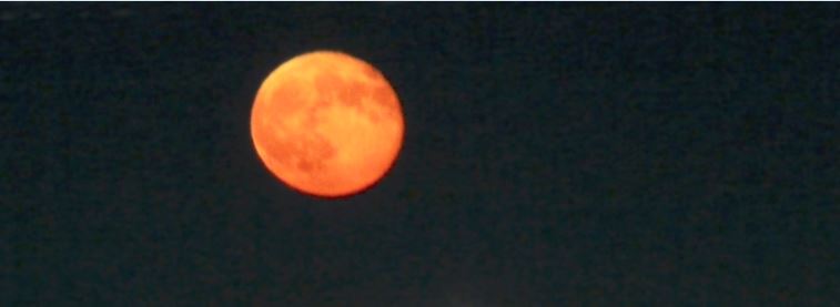 LUNA ROSSA STASERA IN ITALIA PER L’ECLISSI PIU’ LUNGA DEL SECOLO!