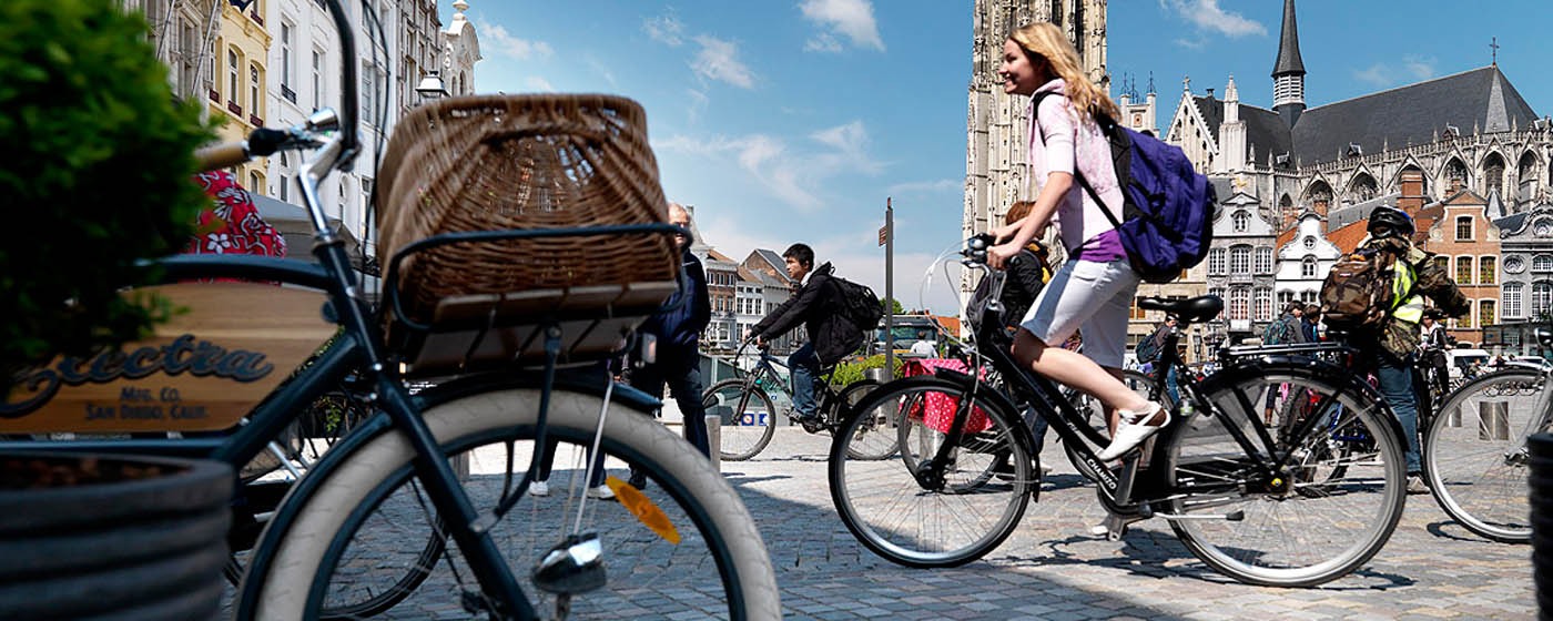 LE FIANDRE IN BICICLETTA IN BELGIO