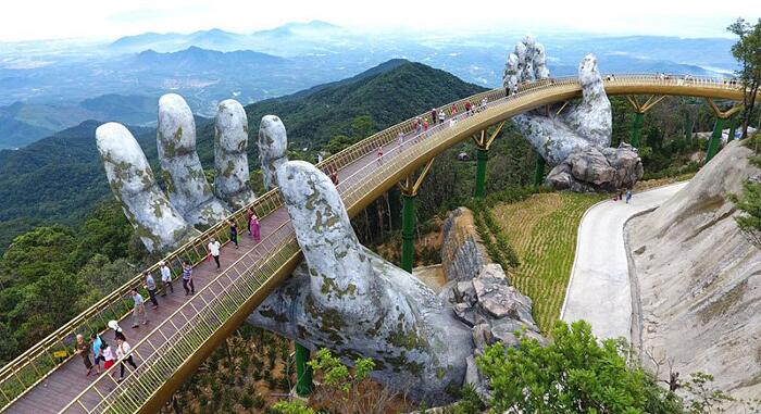 VIETNAM: IL GOLDEN BRIDGE – UNA PASSEGGIATA TRA LE NUVOLE