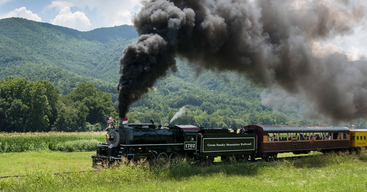 NORTH CAROLINA, STATI UNITI: IN TRENO SULLA GREAT SMOKY MOUNTAIN RAILROAD