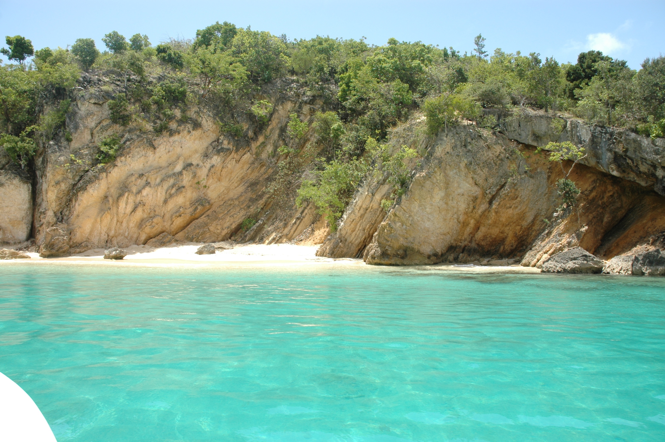 ANGUILLA, CARAIBI: I RESORT PIU’ BELLI CI ASPETTANO!