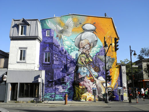 MONTREAL, QUÉBEC, CANADA: I MURALES SU SAINT LAURENT BOULEVARD