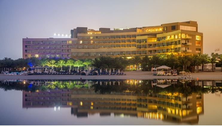 DUBAI: THE PALM JUMEIRAH HOTEL, UN GIOIELLO NEGLI EMIRATI ARABI