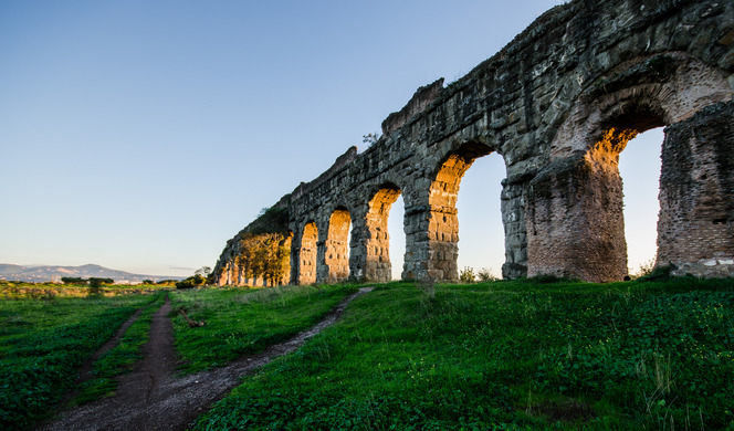 ROMA, ITALIA: PARCO DEGLI ACQUEDOTTI