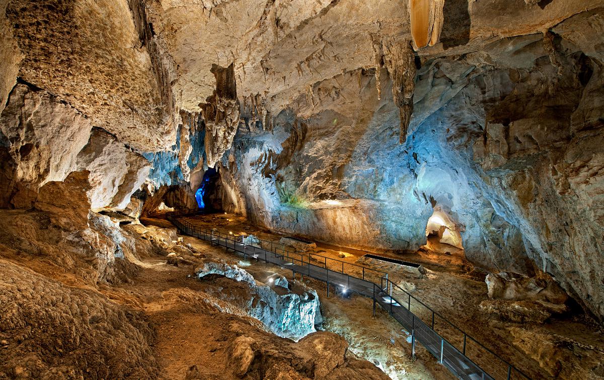 LE GROTTE DELLA CANTABRIA IN SPAGNA SONO UN TESORO SORPRENDENTE!