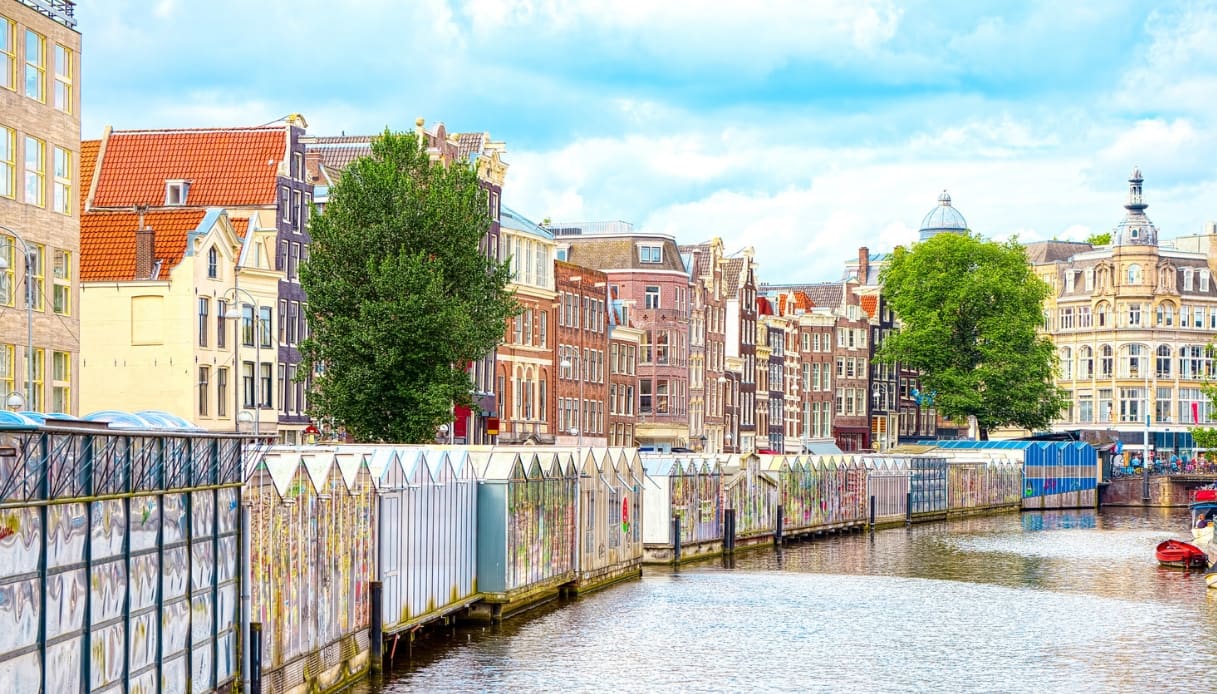 AMSTERDAM, OLANDA, IN PRIMAVERA RADDOPPIA IL SUO FASCINO!