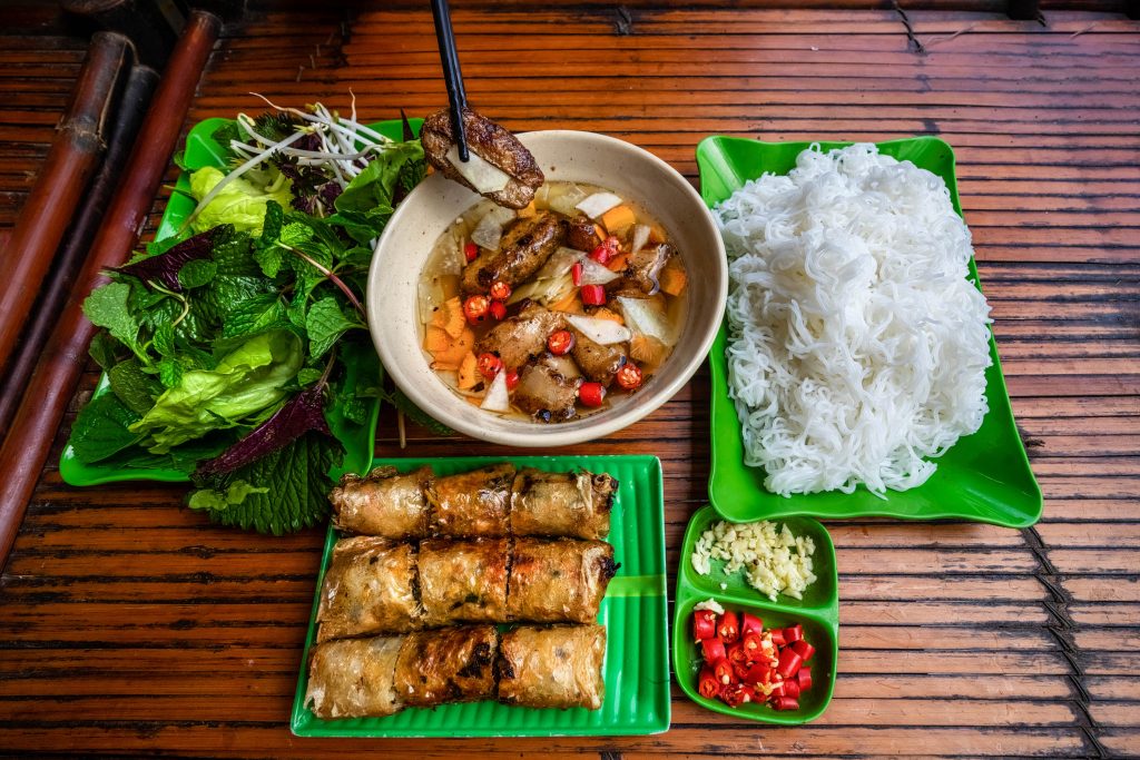 LO STREET FOOD IN VIETNAM