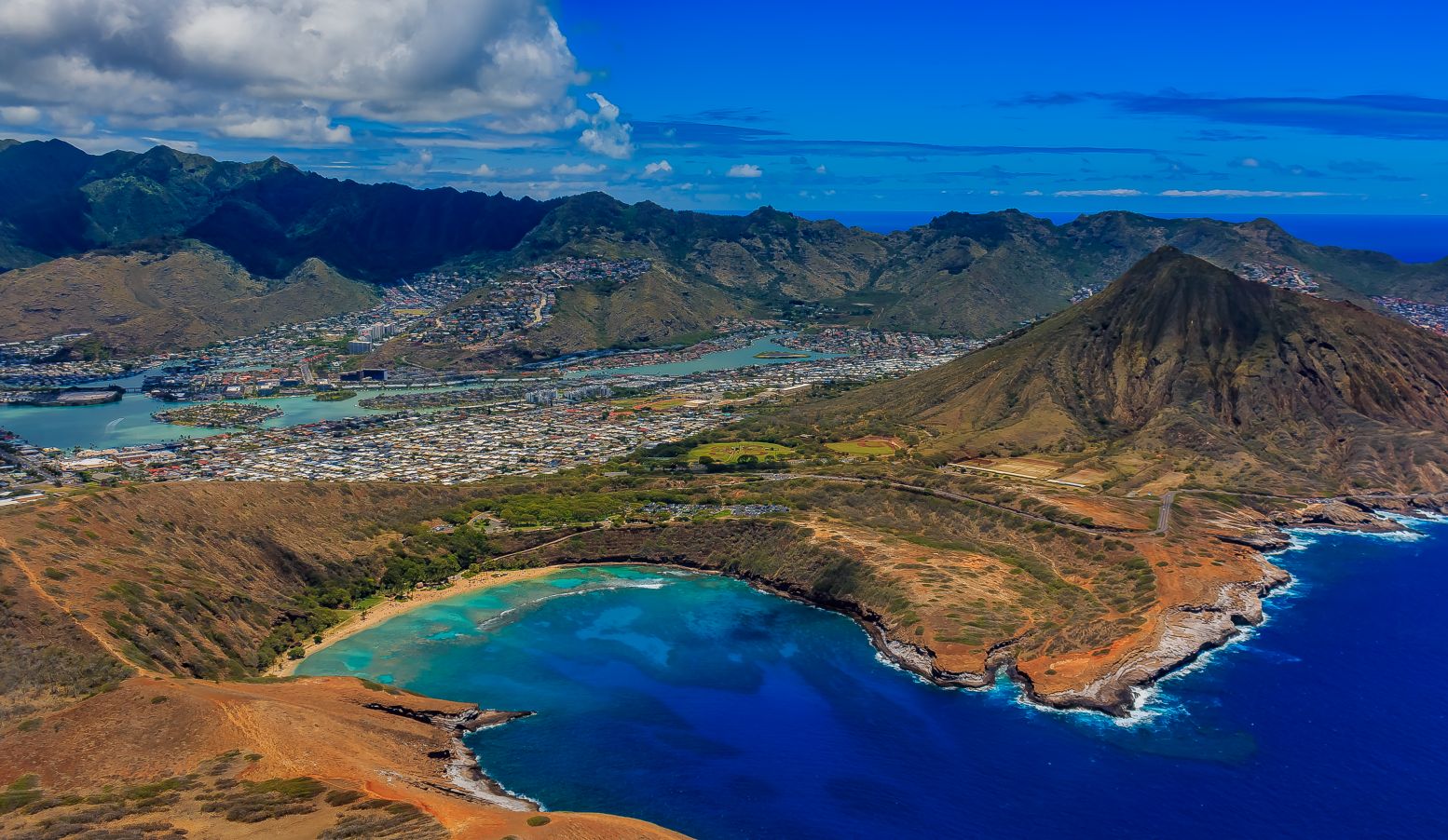 VI RACCONTO PERCHÉ LA ZONA A SUD-EST DI HONOLULU, HAWAII (STATI UNITI) MI HA LASCIATO LETTERALMENTE SENZA FIATO!