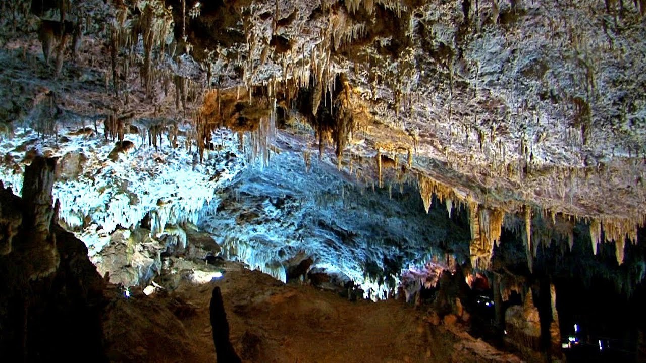 UN VIAGGIO AFFASCINANTE NELL’ENTROTERRA DELLA CANTABRIA, SPAGNA: DA EL SOPLAO AD ALTAMIRA