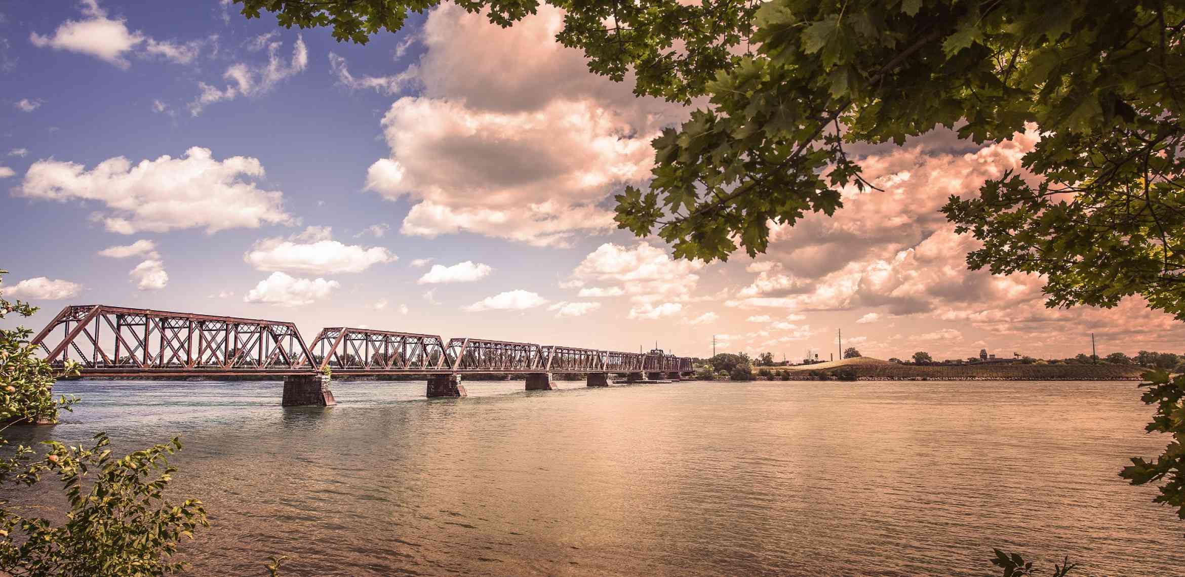 THAILANDIA: IL FAMOSO PONTE SUL FIUME KWAI