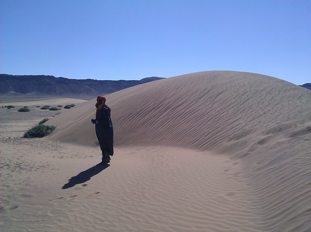 ZAGORA, MAROCCO: DOVE LE ROCCE DEL DESERTO SI TRASFORMANO IN SABBIA FINE