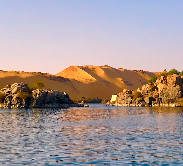 ASWAN, EGITTO: DOVE IL NILO NUTRE IL DESERTO