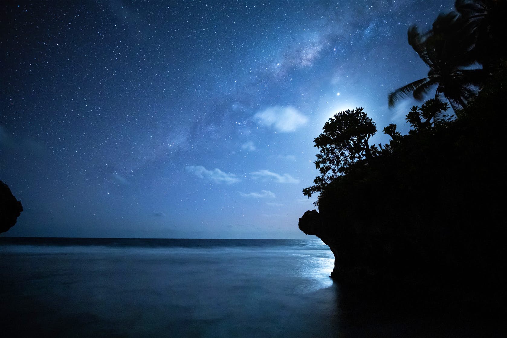 L’INTERA ISOLA DI NIUE NELLE ISOLE DEL PACIFICO, POLINESIA, È DIVENTATA UN PARADISO PER L’OSSERVAZIONE STELLARE