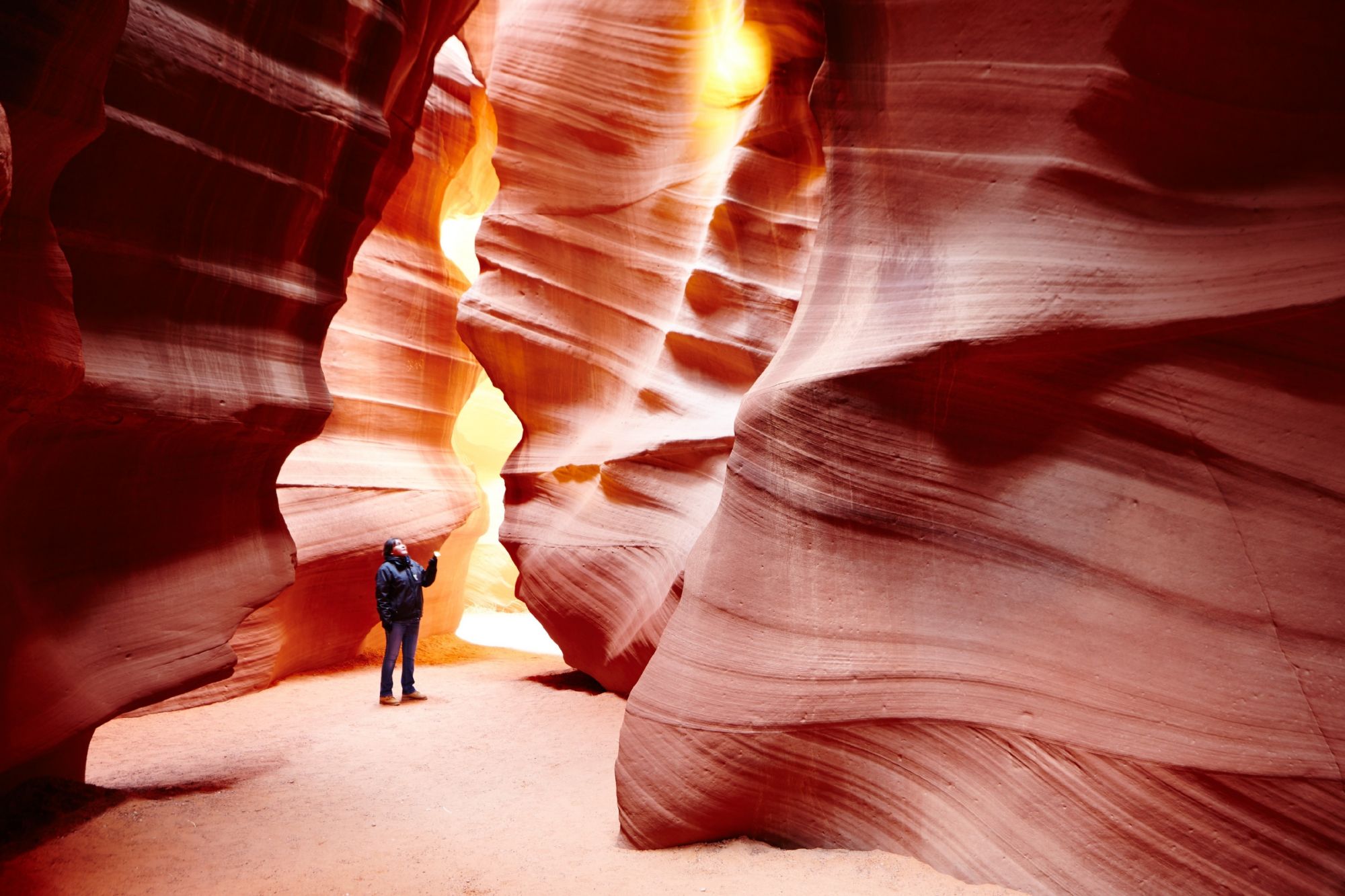 ARIZONA, STATI UNITI – ANTELOPE CANYON: LA SACRA TERRA DEI NAVAJO