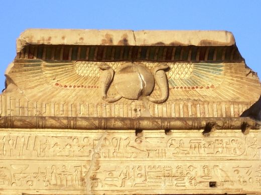 EGITTO – LA CHIRURGIA AL TEMPIO DI KOM OMBO