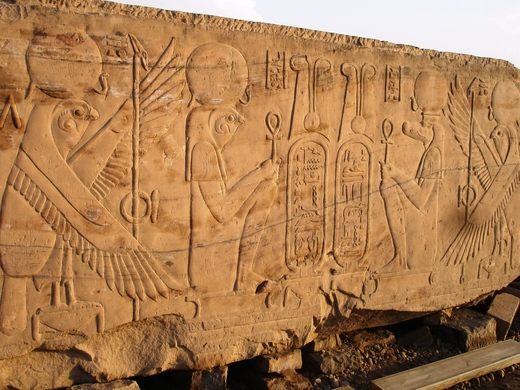 EGITTO – LA CHIRURGIA EGIZIA AL TEMPIO DI KOM OMBO