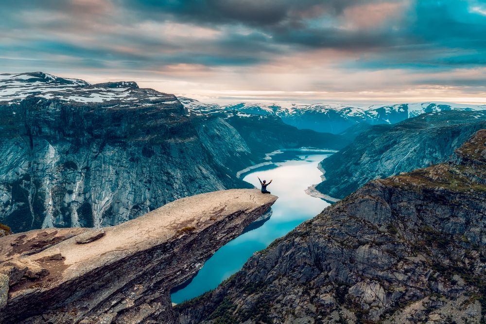 NORVEGIA – LA ROCCIA PIÙ FOTOGRAFATA DEL PAESE