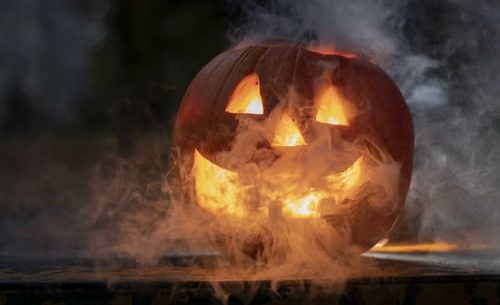 HALLOWEEN DOLCETTO O SCHERZETTO VIRTUALE