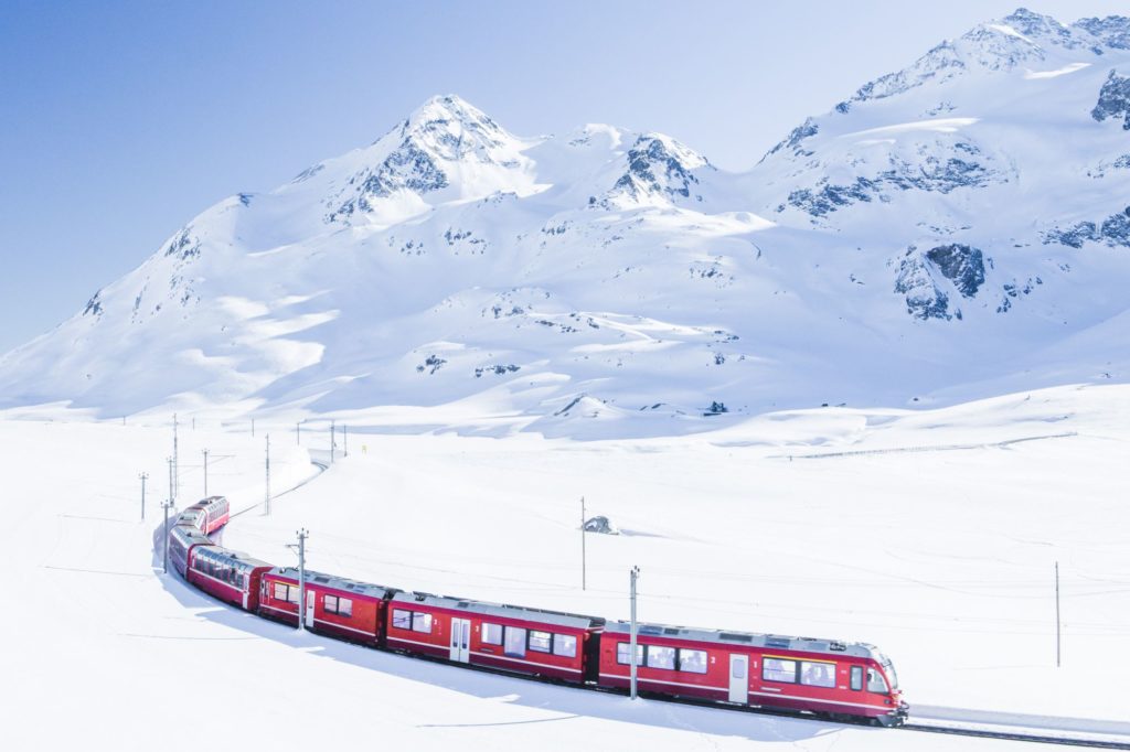 IN VIAGGIO NEI COLORI LA FORZA DEL ROSSO