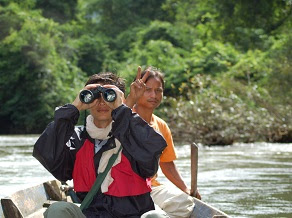 Avvistare la fauna selvatica nella riserva del Laos