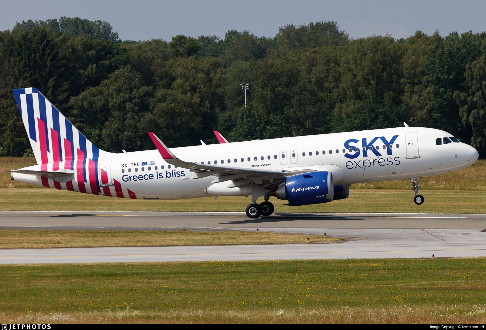 SKY EXPRESS E CONDOR: ACCORDO DI INTERLINE