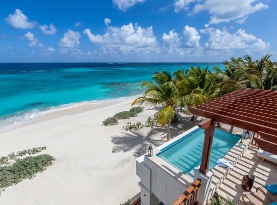 ZEMI BEACH HOUSE: SI RIPARTE PER ANGUILLA