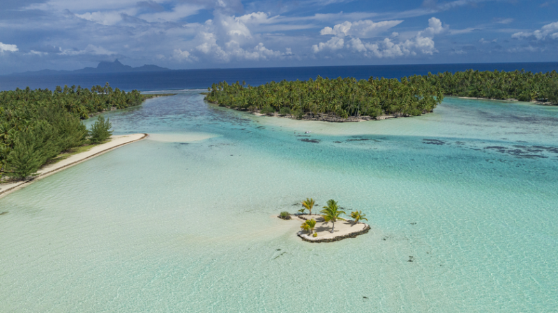 Le Isole di Tahiti: le mille sfumature di colore della sabbia della Polinesia