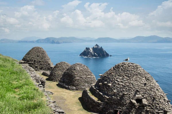 Irlanda: scopriamo le Skellig Islands tra monasteri millenari e scenari da Star Wars