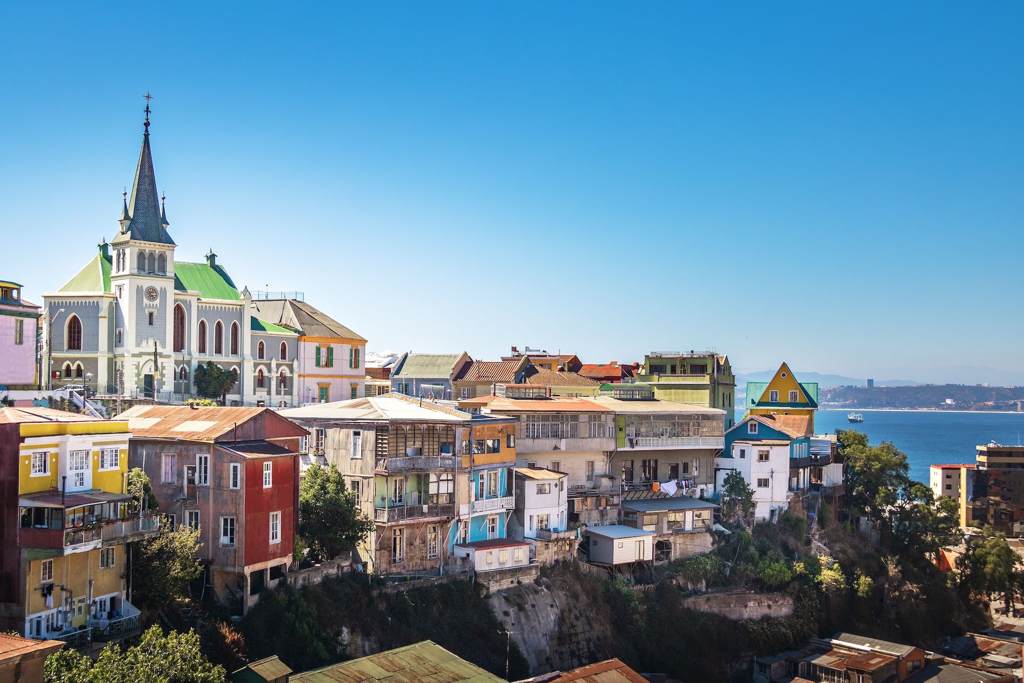 Valparaíso: un affascinante intreccio di colore, arte e storia sulle coste del Cile