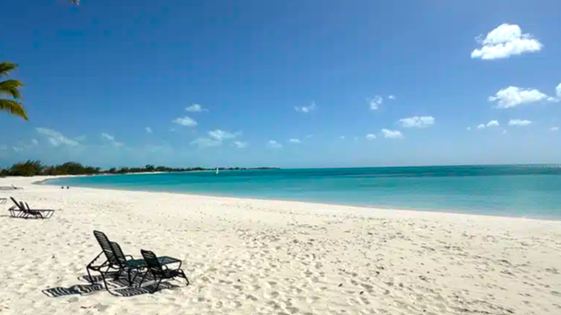 Caraibi: 16 spiagge da sogno per un’estate indimenticabile!