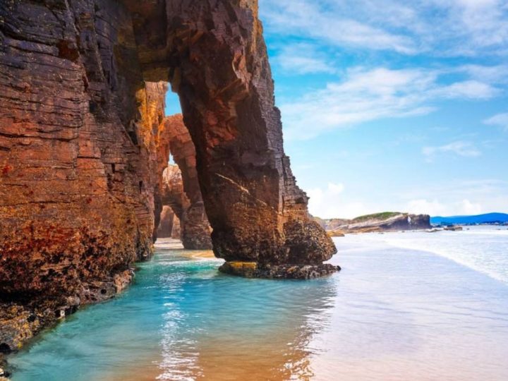 Spagna: 15 spiagge che sussurrano l’anima della costa iberica