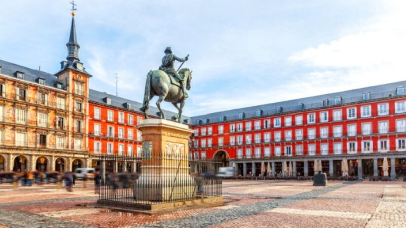 Spagna: viaggio tra romanico, cinema e arte rupestre 