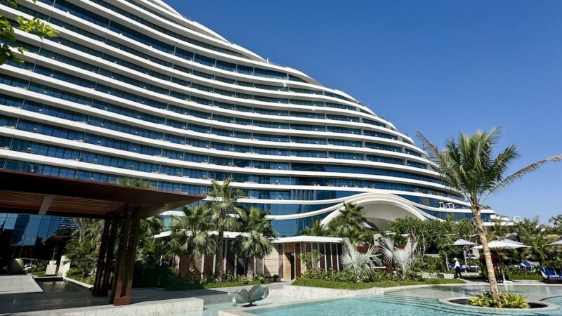 Jumeirah Marsa Al Arab hotel: l’eleganza minimalista a Dubai