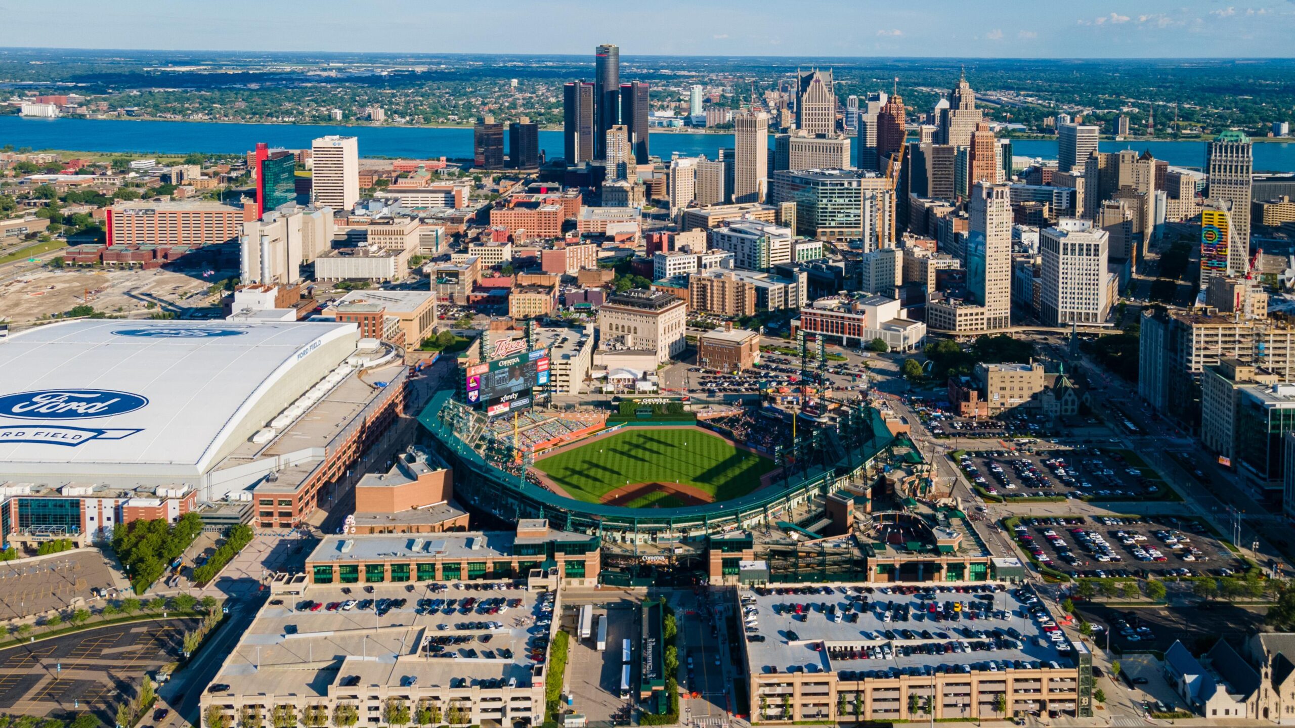 Detroit: viaggio tra i quartieri della città che sta riscrivendo il suo futuro negli Stati Uniti